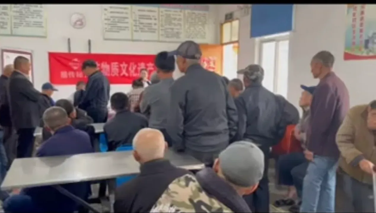 嵇氏竹林堂敬老公益活动现场